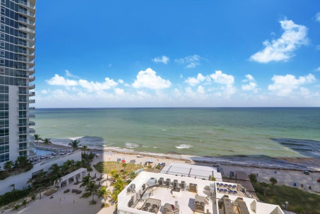 Contemporary Beach Resort Condos Dania Beach Exterior foto